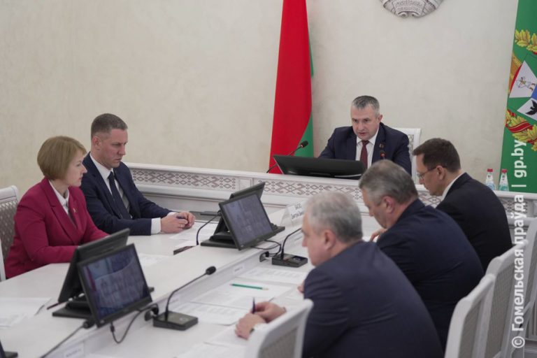 Як не страціць падлетка? Заняць справай. На пасяджэнні абласнога выканаўчага камітэта абмеркавалі меры процівадзеяння незаконнаму абароту наркотыкаў