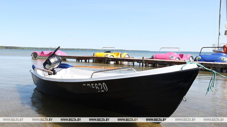 Управлять яхтой или гидроциклом. В Гомельской области возросло число желающих получить «водные» права