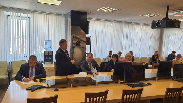 Конструктивный диалог с нефтяниками