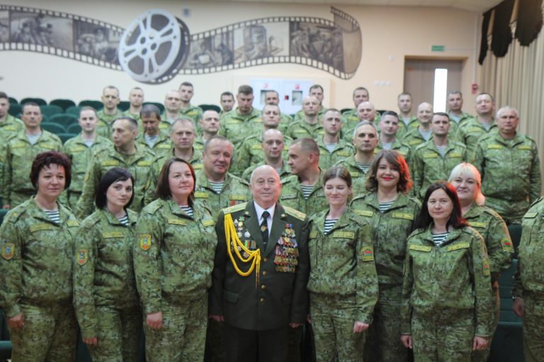 В Гомеле отметили 75-летний юбилей почетного пограничника Валерия Сливка