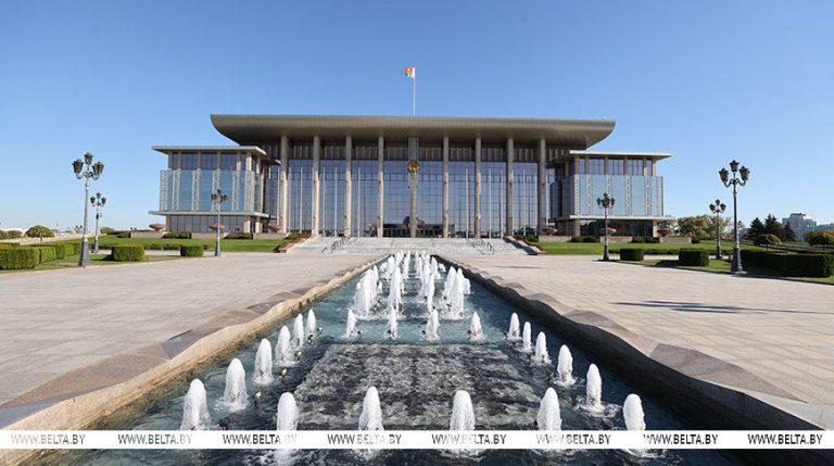 Лукашенко подписал указ, который снизит отчетную нагрузку на субъекты хозяйствования