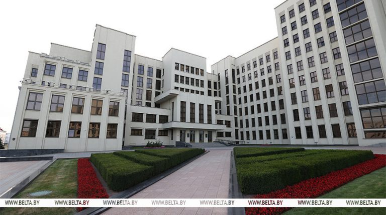 Совмин утвердил критерии определения лучших области, районов, населенных пунктов по итогам Года благоустройства