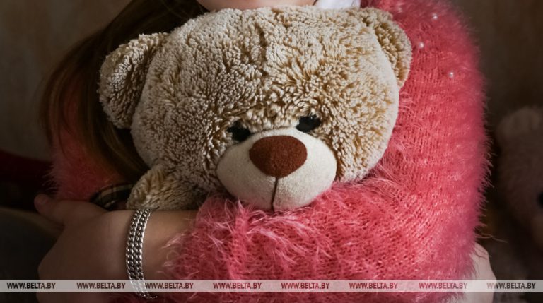 В Гомеле запущен пилотный проект для молодых родителей из числа сирот