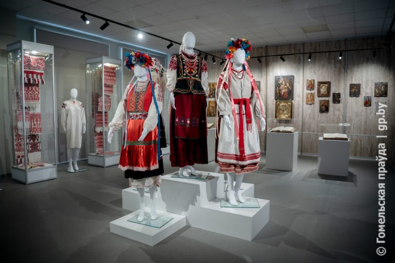 В Гомеле открылась этнографическая музейная экспозиция «Код Памяти»