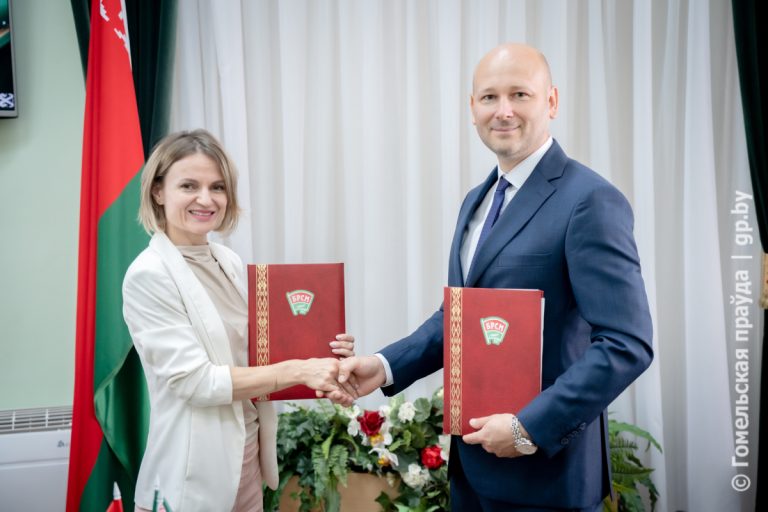 Обком БРСМ и областная коллегия адвокатов заключили соглашение о сотрудничестве