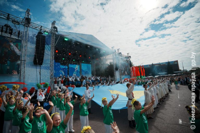 Гомелю – 883! Посмотрите, как наш областной центр отпраздновал День города