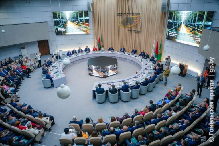 Более 70 предложений: конкретные инвестиционные предложения обсудили на пленарном заседании XIX Гомельского экономического форума