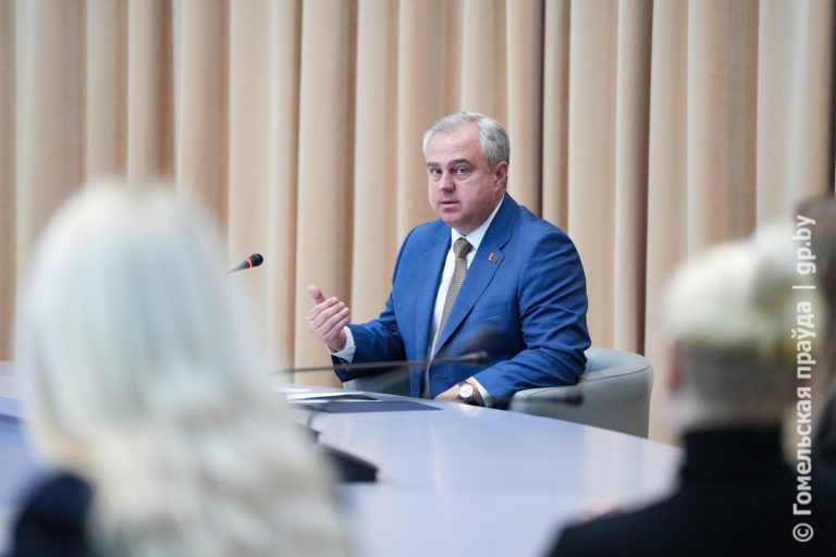 Мэр Гомеля встретился с молодыми специалистами