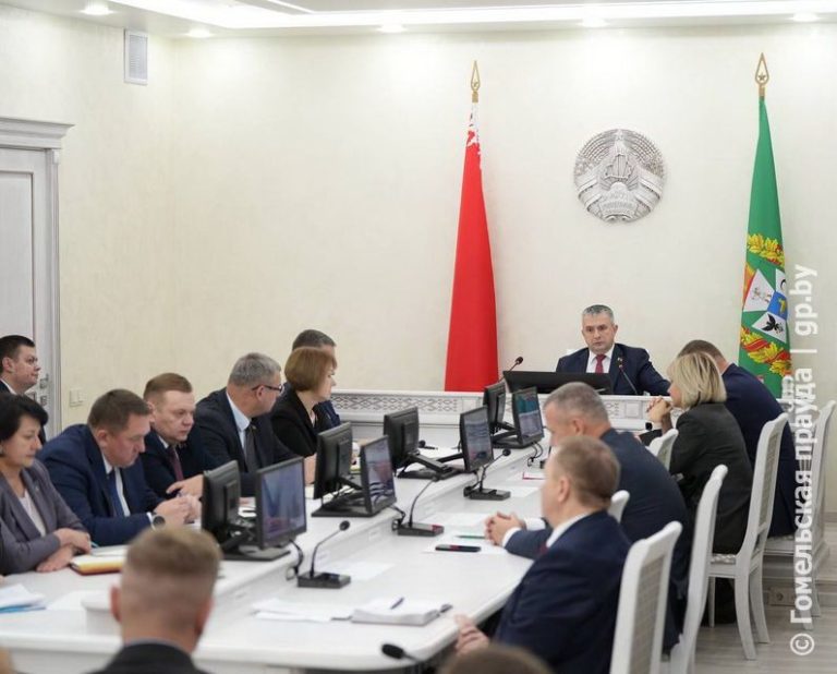 На апаратнай нарадзе аблвыканкама абмеркавалі эфектыўнасць станцый абясжалезвання на Гомельшчыне