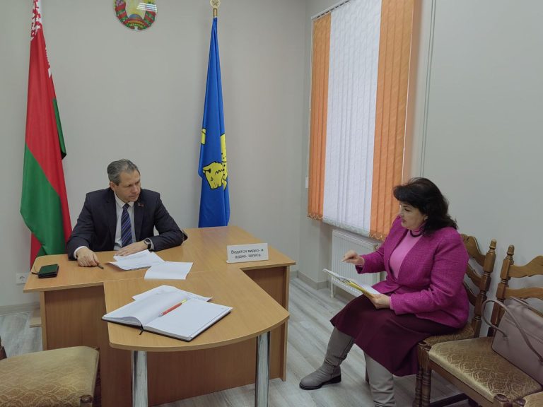 Глава администрации провёл личный приём граждан