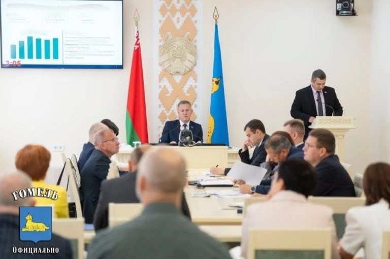 В горисполкоме состоялось аппаратное совещание по вопросам развития городской инфраструктуры