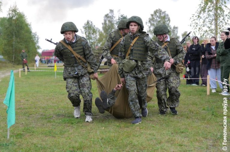 Во второй раз на Гомельщине прошла военно-прикладная игра «Прорыв» среди работающей молодежи